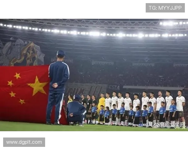 国足冬训新阵初显成效年轻锋线展爆发态势引发球迷热议关注度飙升 国足冬训新阵初显成效年轻锋线展爆发态势引发球迷热议关注度飙升