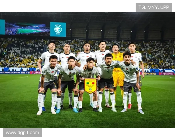 国足备战世预赛迎关键考验新帅调整阵容冲击出线目标全力争胜提升士气 国足备战世预赛迎关键考验新帅调整阵容冲击出线目标全力争胜提升士气