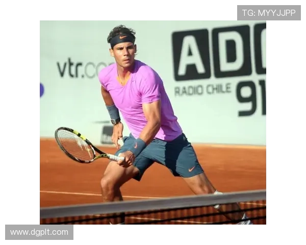 网球赛季高潮来临 费德勒、纳达尔重返赛场争夺年度冠军 网球赛季高潮来临 费德勒、纳达尔重返赛场争夺年度冠军